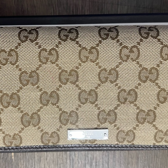 Authentic GG Gucci long zipper wallet with box and dusty! - Picture 2 of 12